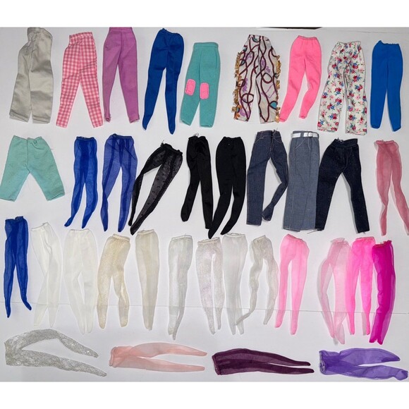 Vintage Barbie clothing bundle of 36 items